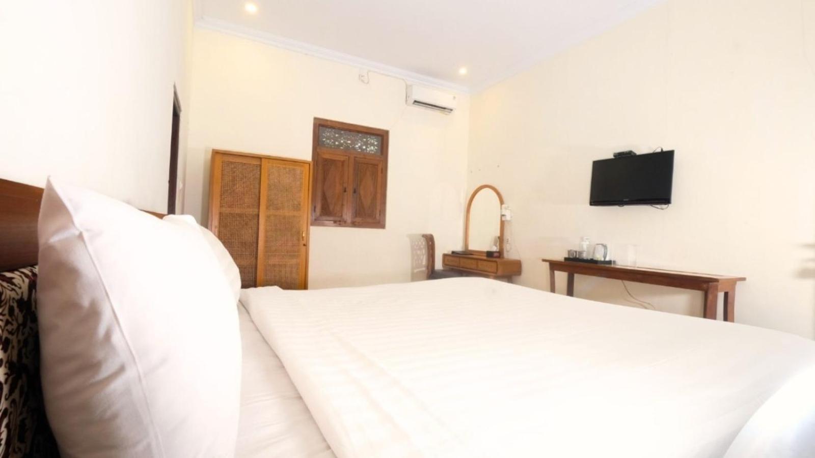 Baturetno The Mangkoro Hotel By Sinergi מראה חיצוני תמונה